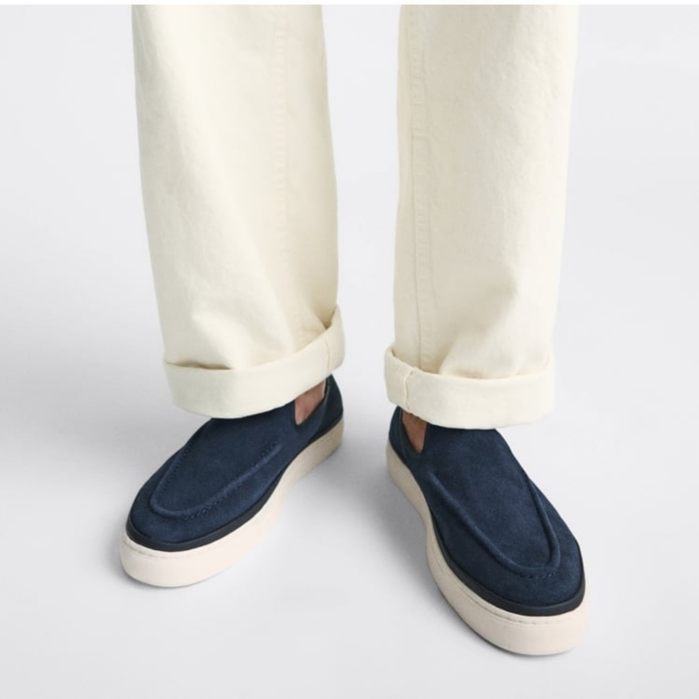 ❌️SOLD❌️ZARA CASUAL LEATHER LOAFERS SIZE 9 - Picture 1 of 5